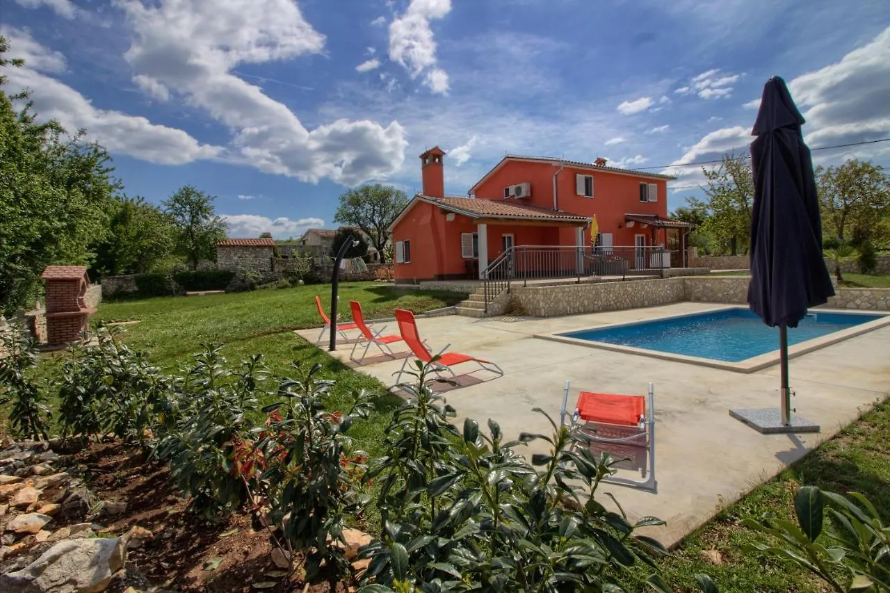 Cozy Villa Marina With Private Pool In Labin 0*, Martinski