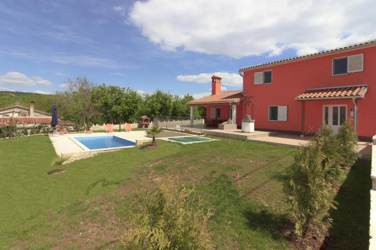 Cozy Villa Marina With Private Pool In Labin Martinski