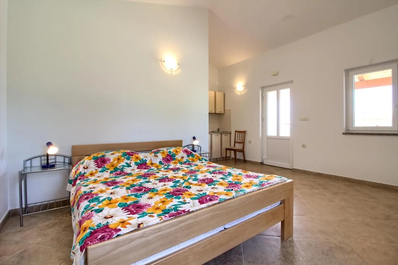 Cozy Villa Marina With Private Pool In Labin Martinski